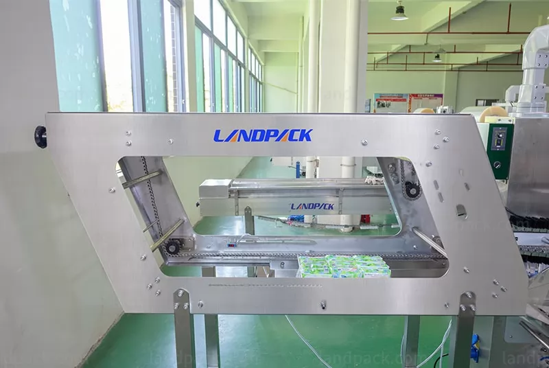 sanitary pad packing machine