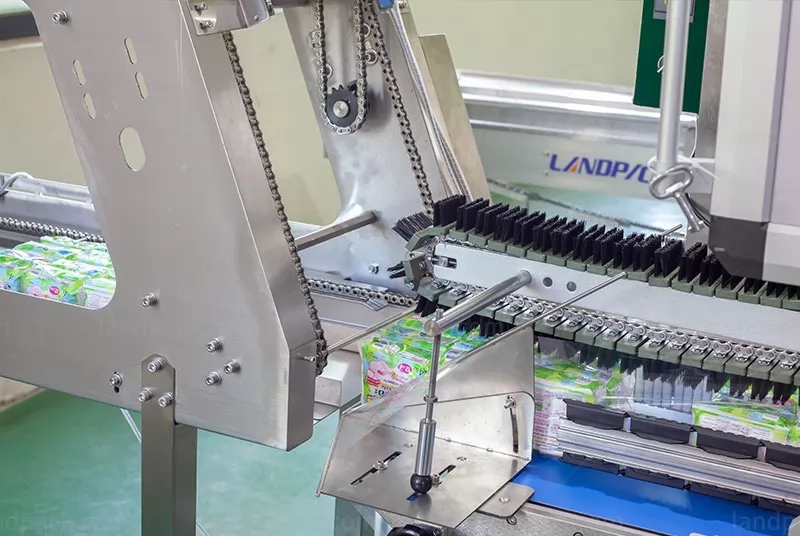 sanitary napkin pad packing machine