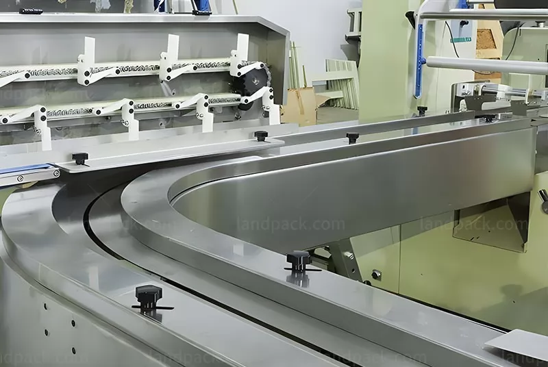 biscuit packaging machine manufacturers