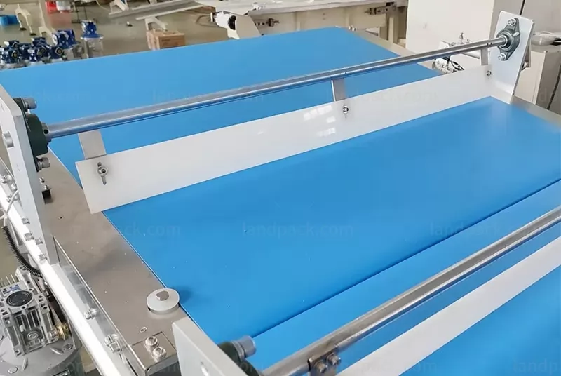 bread wrapping machine