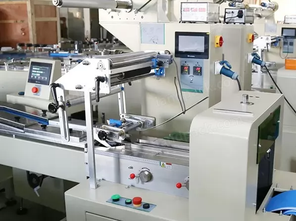 noodles packaging machine