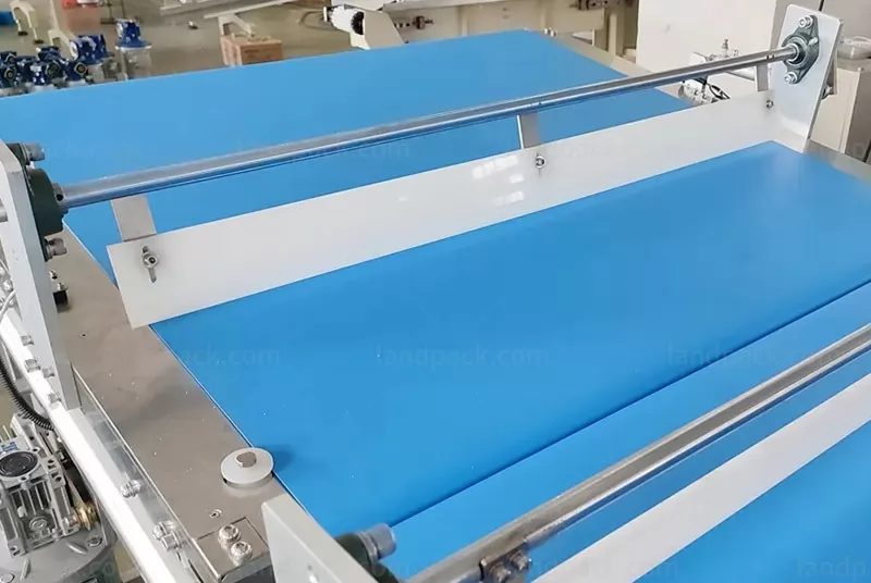 noodles packaging machine