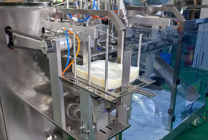 retort packaging machine