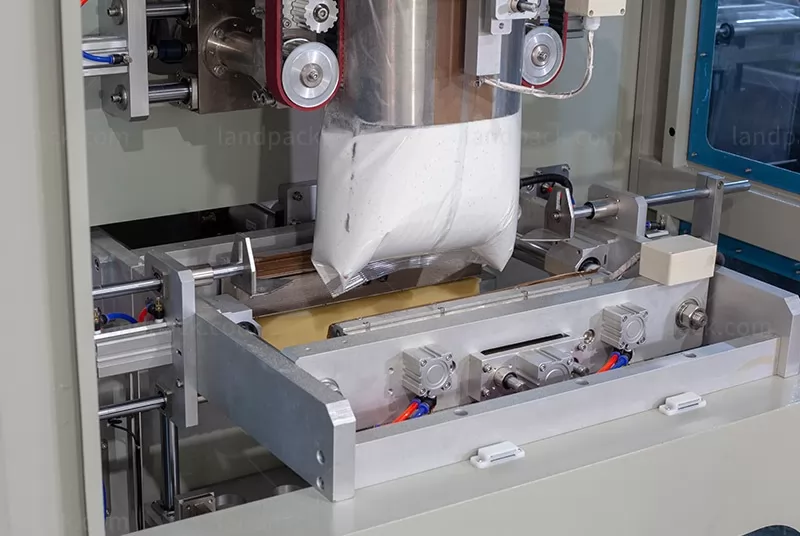 washing powder packaging machine