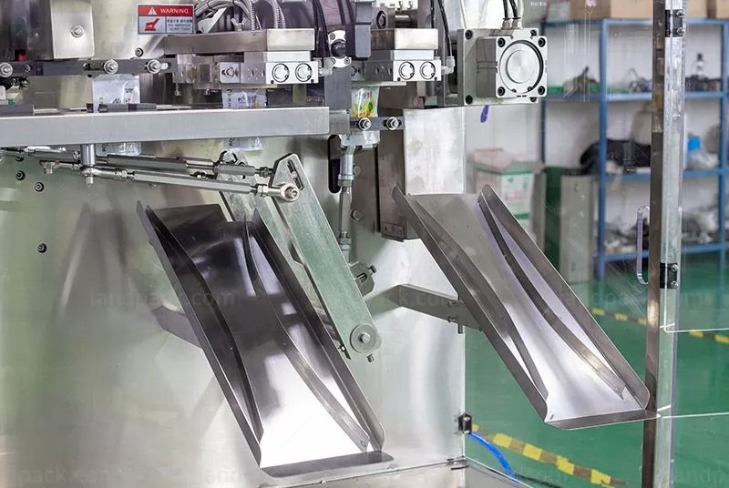 beverage packaging machine