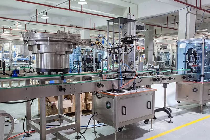 china liquid detergent filling machine